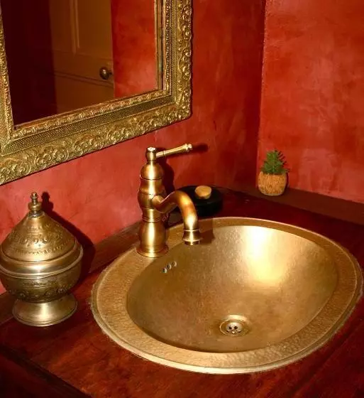 Aamiaismajoitus (B&B) Le Clos Des Laurons