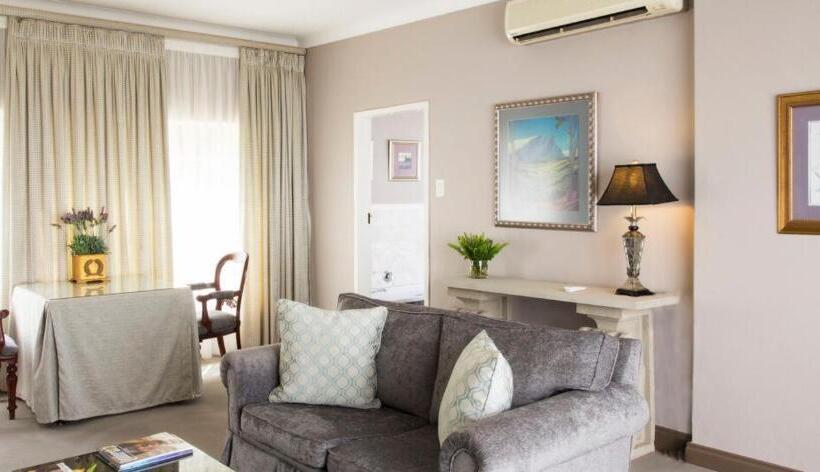 住宿加早餐  Leeuwenhof Country Lodge & Garden Spa