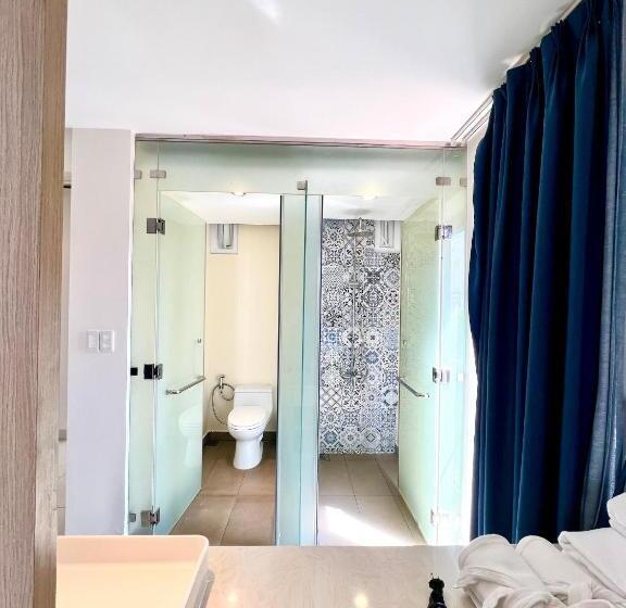 تختخواب و صبحانه Luxury Villa 01   Relax   Fun   Near Vung Tau