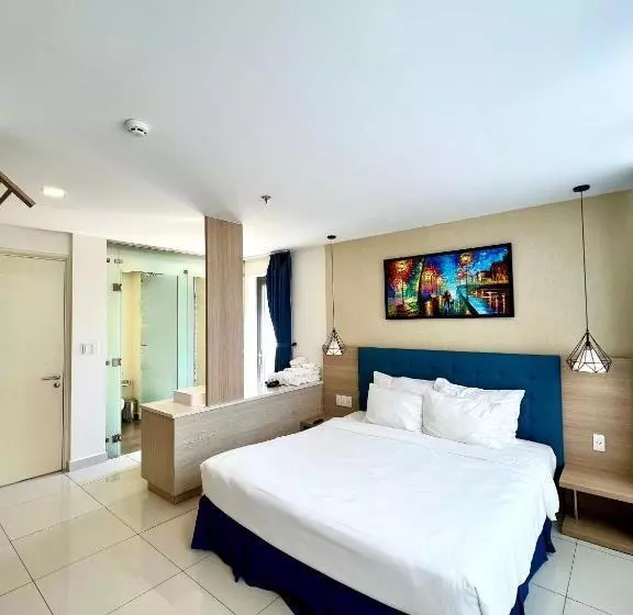 تختخواب و صبحانه Luxury Villa 01   Relax   Fun   Near Vung Tau