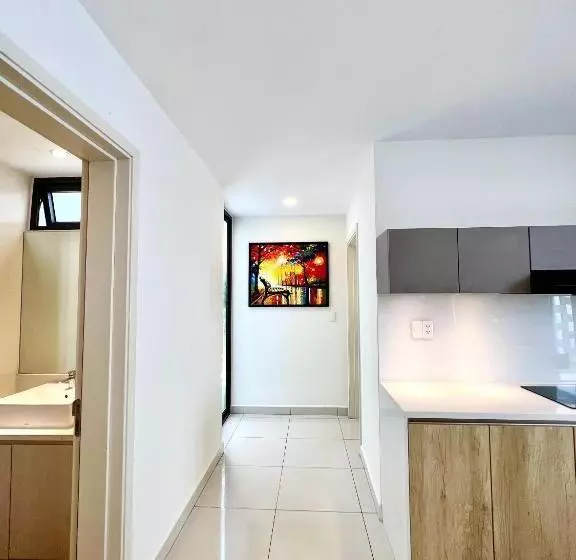 تختخواب و صبحانه Luxury Villa 01   Relax   Fun   Near Vung Tau