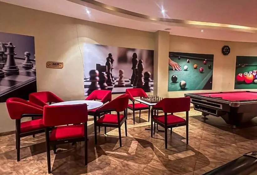 ホテル Ambition Studio Apartment At Rajhans Belliza