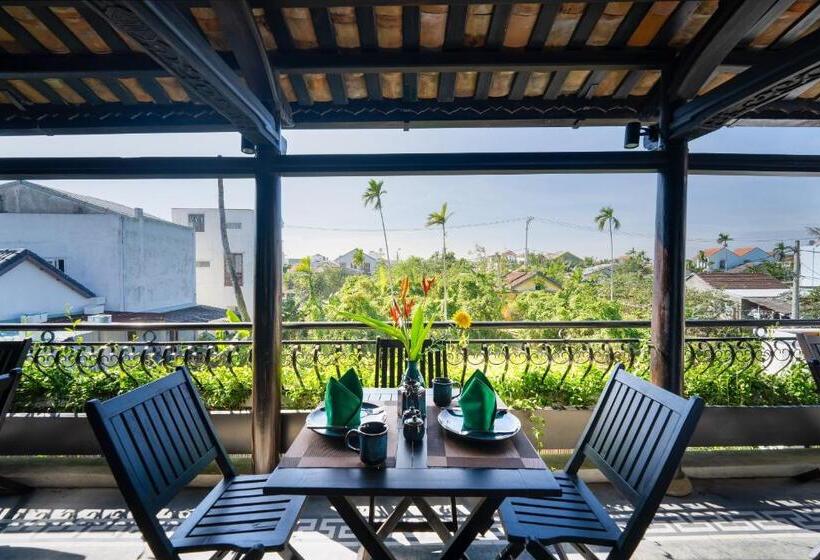 Calm House 3 Boutique Hotel Hoi An