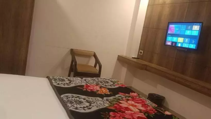 Hotelli Ganges Pride