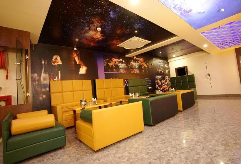 בית מלון כפרי Kingston Paradise