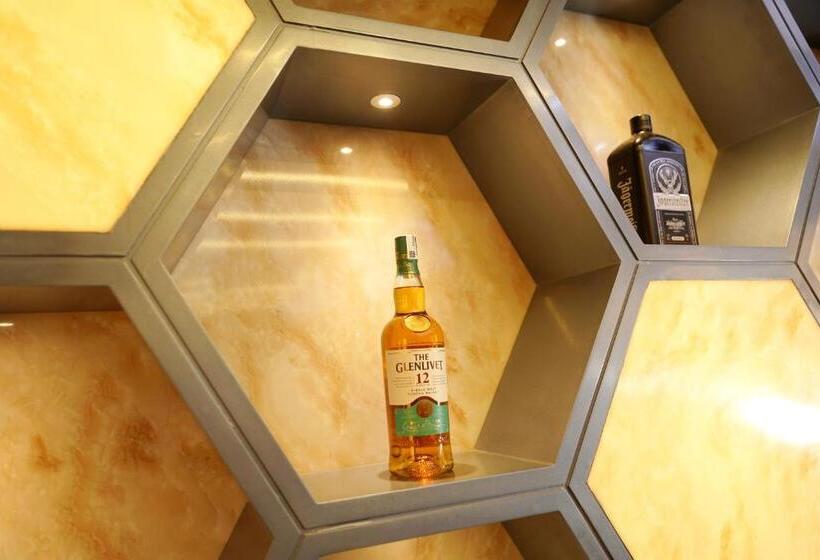 בית מלון כפרי Kingston Paradise