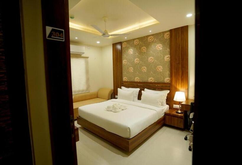 בית מלון כפרי Kingston Paradise