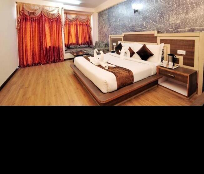 호텔 Royal Grand By Skua World