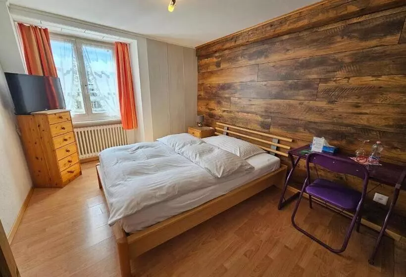 Hotelli Taverne Zur Linde