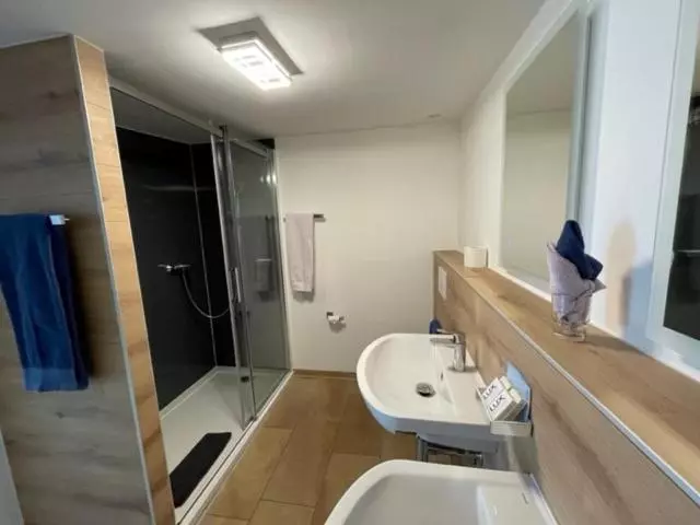 Hotelli Taverne Zur Linde