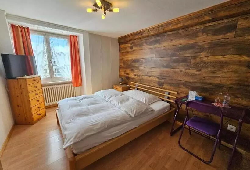 Hotelli Taverne Zur Linde