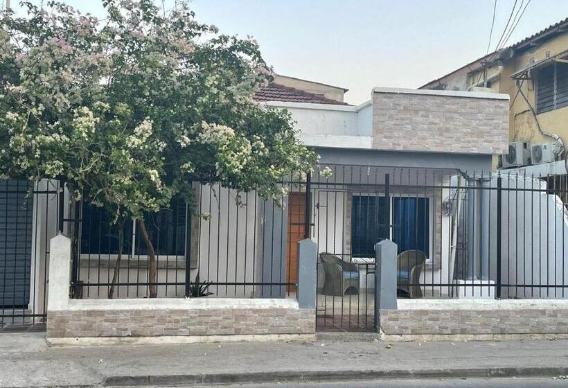 پانسیون Alojamiento Isabel