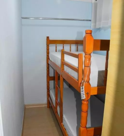 ペンション Hostel O Corujão