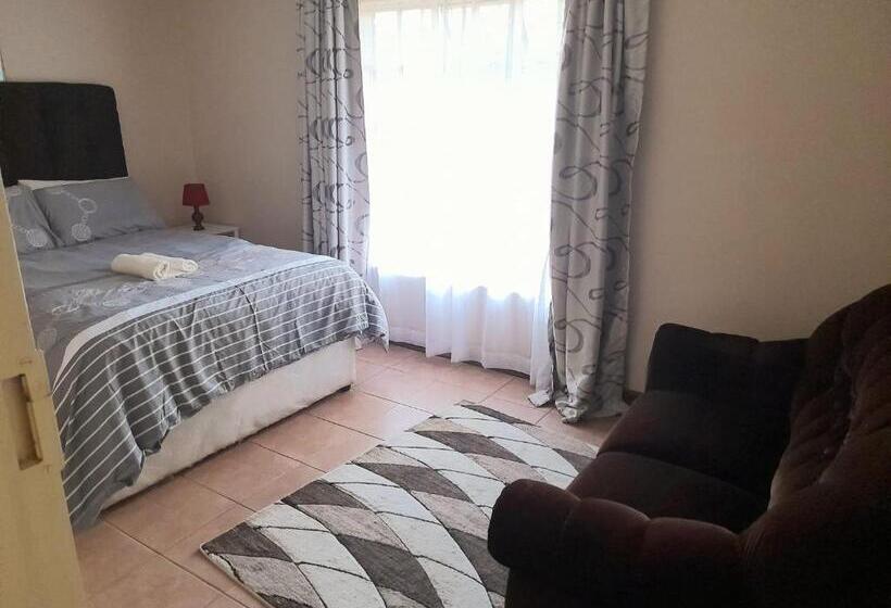 پانسیون The Villa