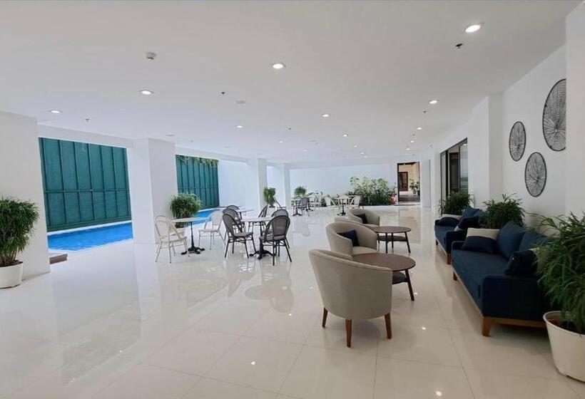 Primo Condo Studio Type   One Pontefino Tower