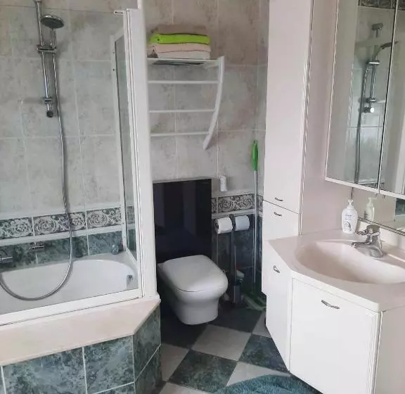 Aamiaismajoitus (B&B) Logies