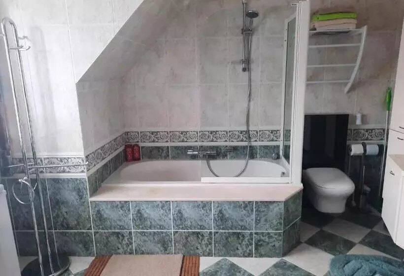 Aamiaismajoitus (B&B) Logies