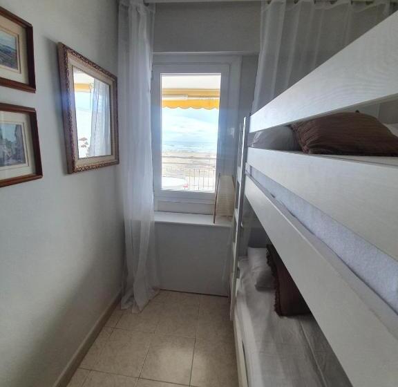 酒店 Beach Front Room Not A