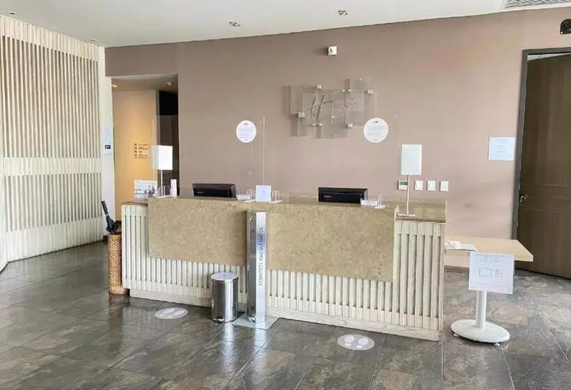 ホテル Holiday Inn Express Yopal   Standard   Colombia