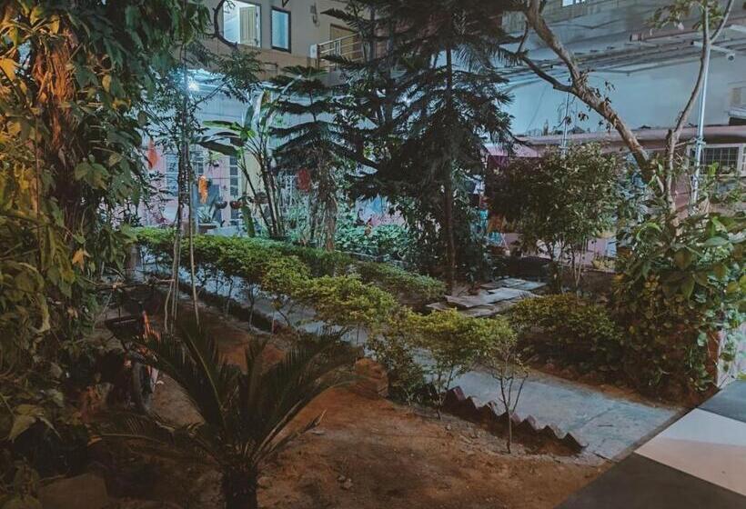 فندق Homestay Urmil Basant