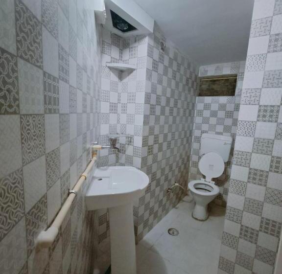 فندق Homestay Urmil Basant