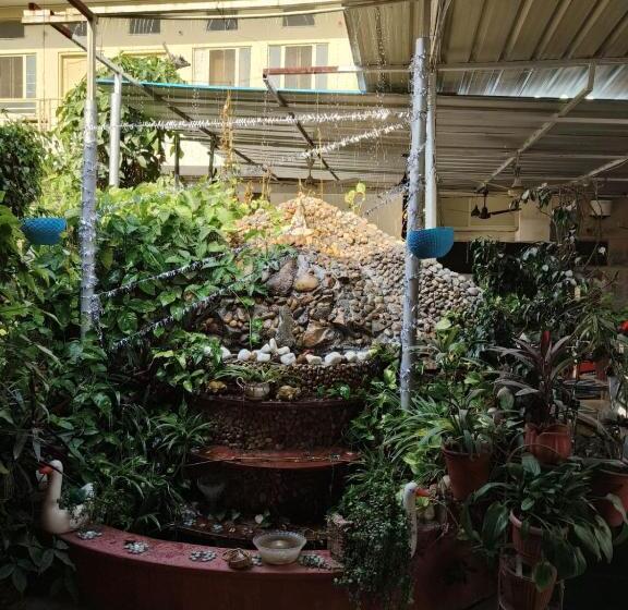 فندق Homestay Urmil Basant