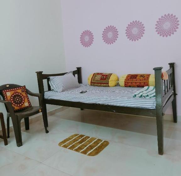 فندق Homestay Urmil Basant