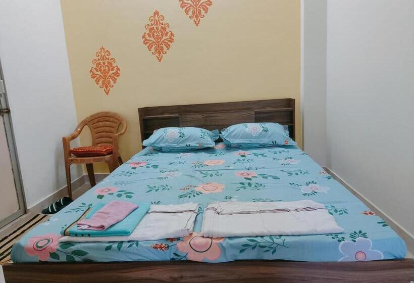 فندق Homestay Urmil Basant