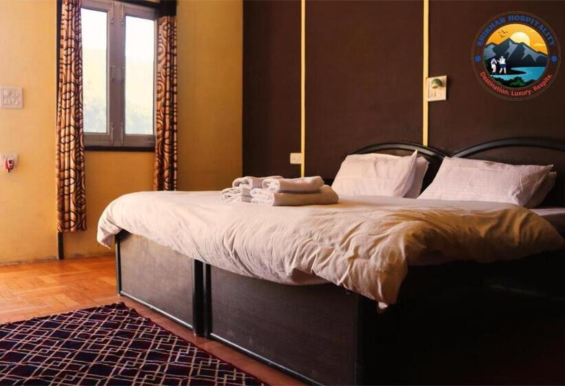 בית מלון כפרי Kedar Heights Heli Resort