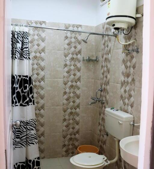 בית מלון כפרי Kedar Heights Heli Resort