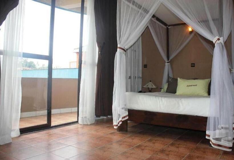 هتل Le Grand Palais