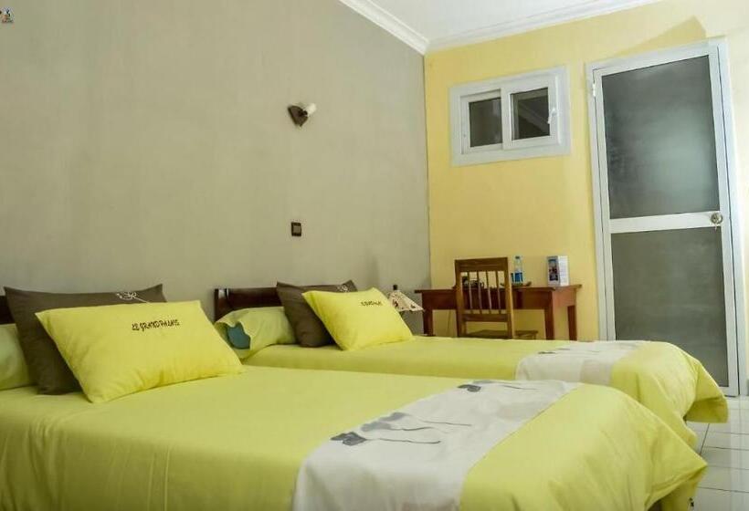 هتل Le Grand Palais