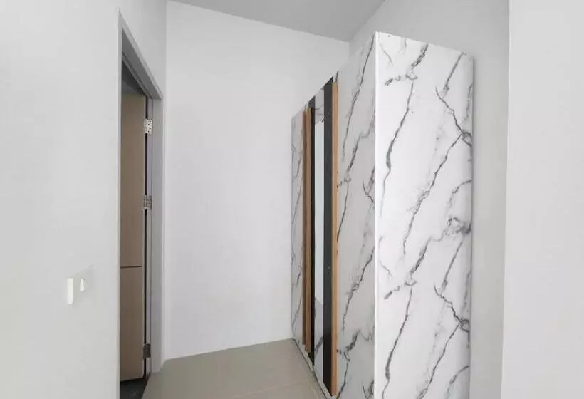 Hotelli Sasi Pool Villa Phuket