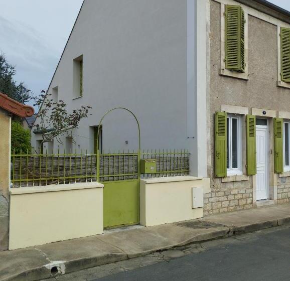 פנסיון Chambre Agréable Au Fond Du Jardin