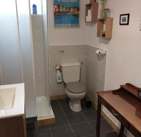ペンション Chambre Agréable Au Fond Du Jardin