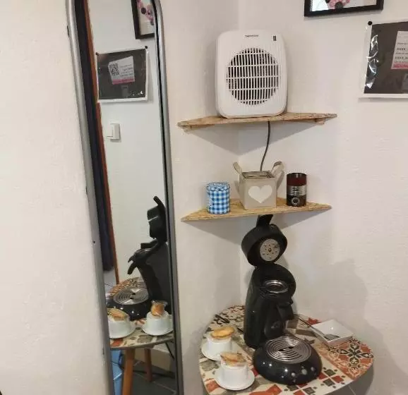ペンション Chambre Agréable Au Fond Du Jardin