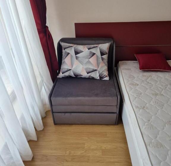 Premier Fort Beach 4