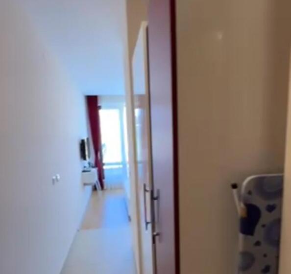 Premier Fort Beach 4