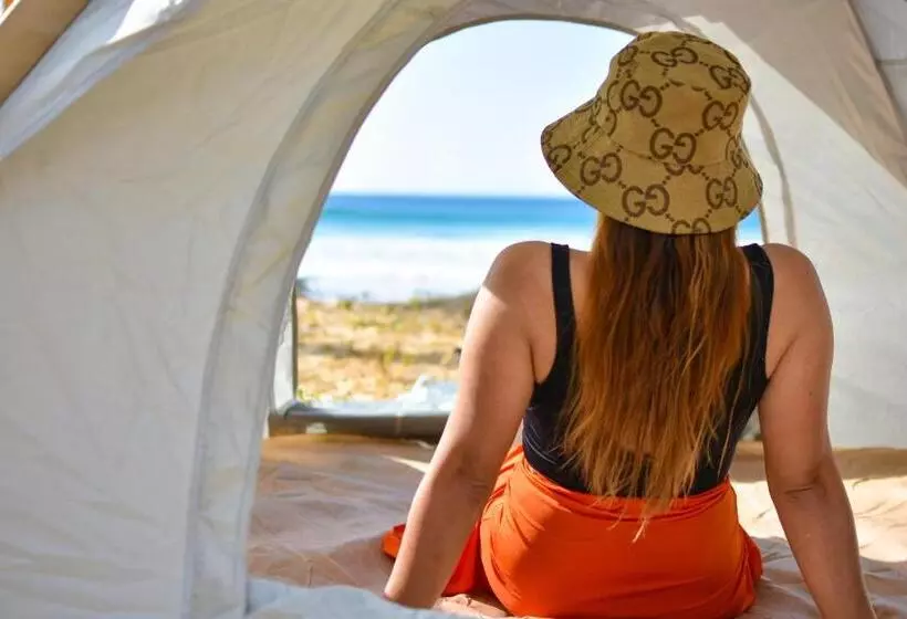 リゾートホテル El Nido Watersports And Adventures Beach Camp