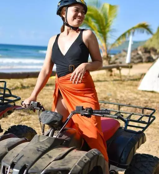 リゾートホテル El Nido Watersports And Adventures Beach Camp