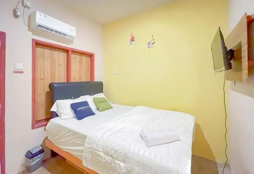 Urbanview Hotel Sany Cirebon