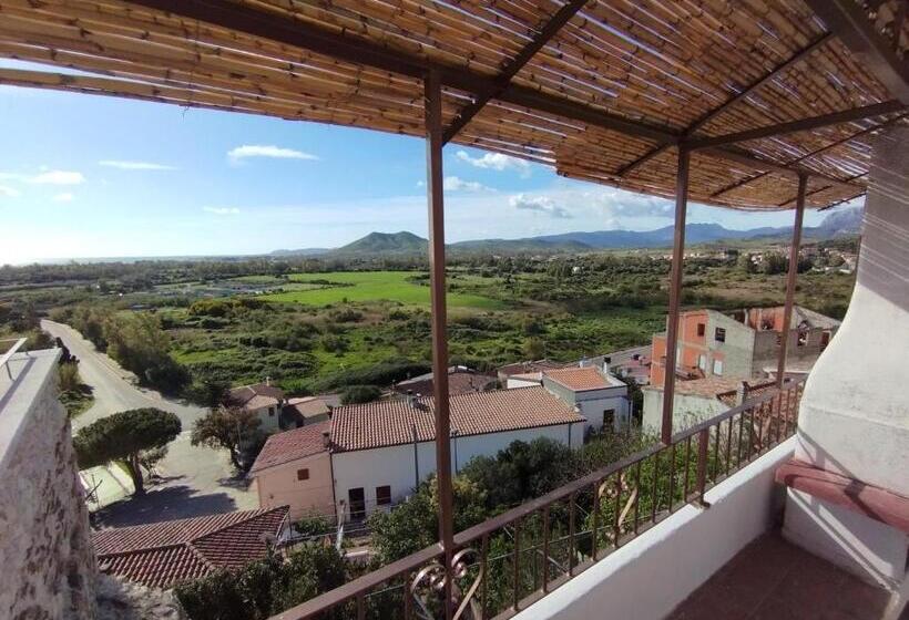 B&b Il Castello .con Balcone Vista Mare