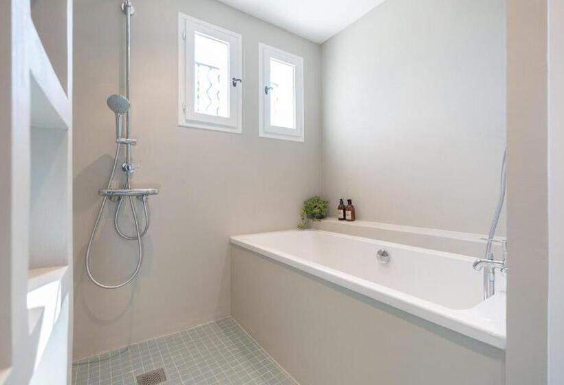 ベッドアンドブレックファースト Les Cactus Bleus