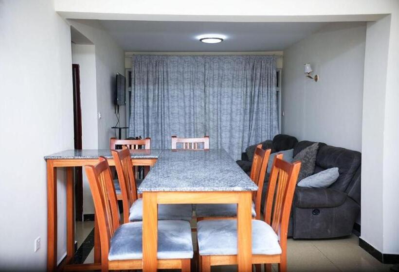 تختخواب و صبحانه Odyssey Homes