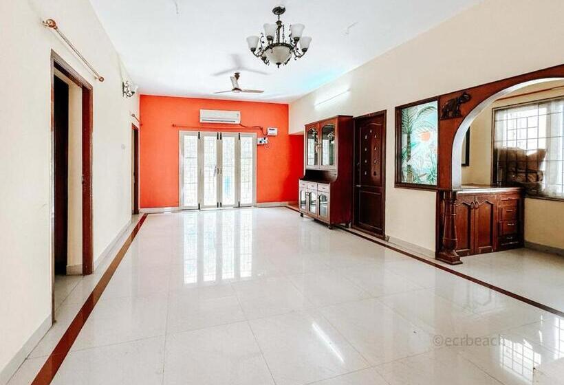 호텔 Moonwalk Beach House