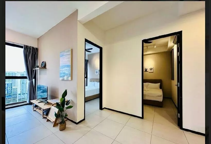 Hotelli Oyo 90965 Lakut Valley Homestay