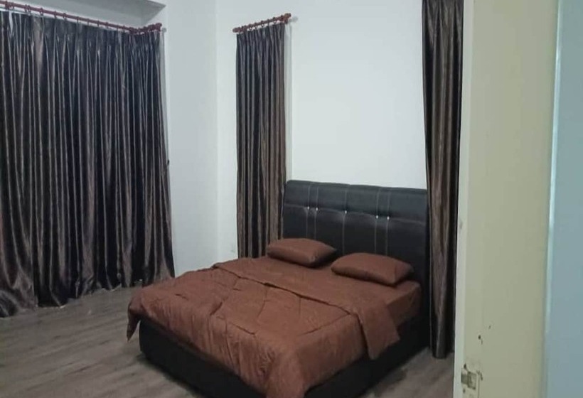 בית מלון כפרי Oyo 90965 Lakut Valley Homestay