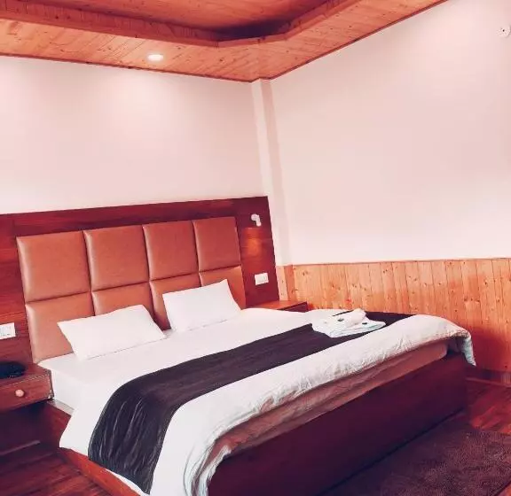 ホテル Seven Heaven Manali Scenic Mountain View Luxury Villa, Manali