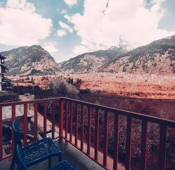 ホテル Seven Heaven Manali Scenic Mountain View Luxury Villa, Manali