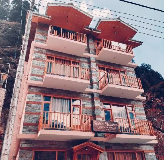 ホテル Seven Heaven Manali Scenic Mountain View Luxury Villa, Manali